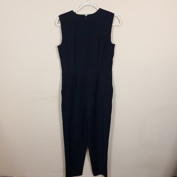 Banana Republic V-Neck Jumpsuit in Black NWOT - Picture 8 of 10